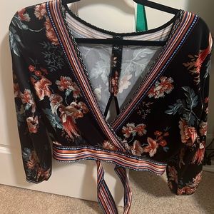 Cute fashion nova crop top